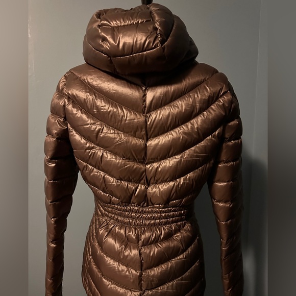 Calvin Klein Medium Jacket - Picture 3 of 9